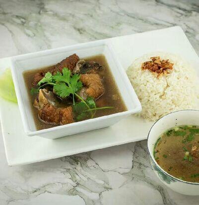 R07. Pork Leg Rice
