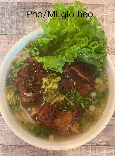 F02. Pho Gio Heo - Pork Leg Pho
